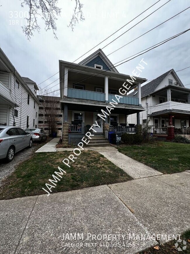 Building Photo - Charming 1 Bedroom, 1 Bathroom Apartment i... Unit 4