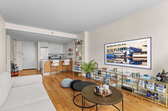 Photo - 303 E 33rd St Unit 2L