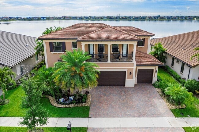 Building Photo - 8680 Watercrest Cir W Rental