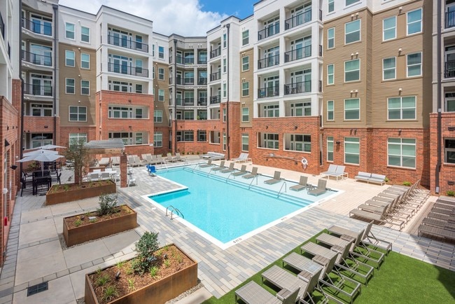 Photo - Overton Row