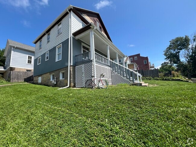 Building Photo - 597 Jefferson St Rental