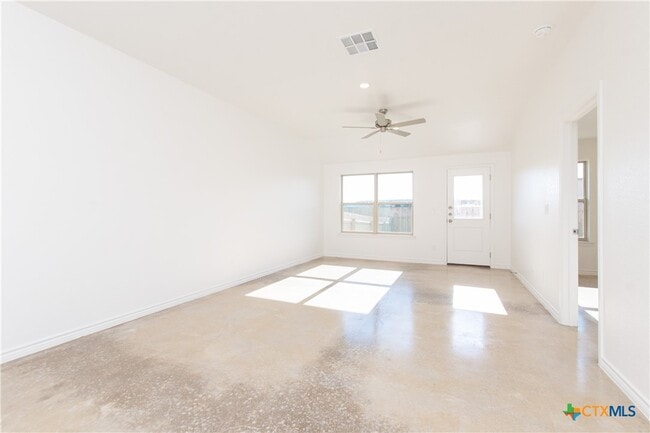 1301 Concord Dr