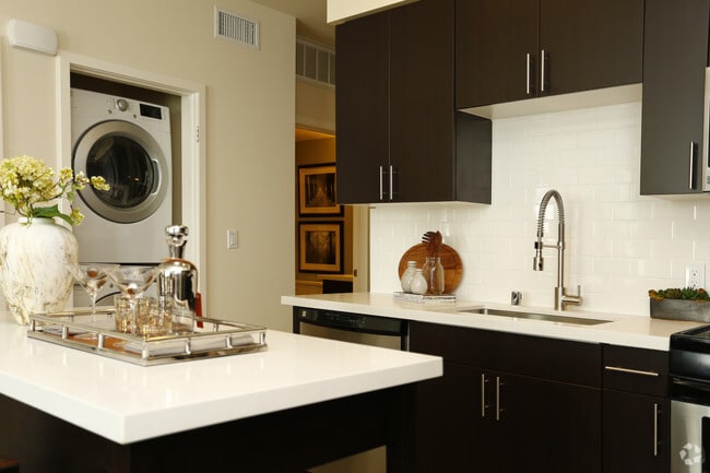 2 habitaciones, 2 Ba-Kitchen