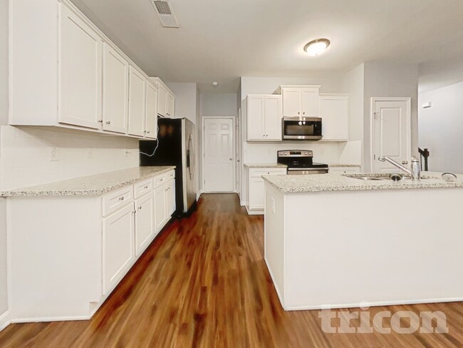 Photo - 2271 Wentworth Park Dr