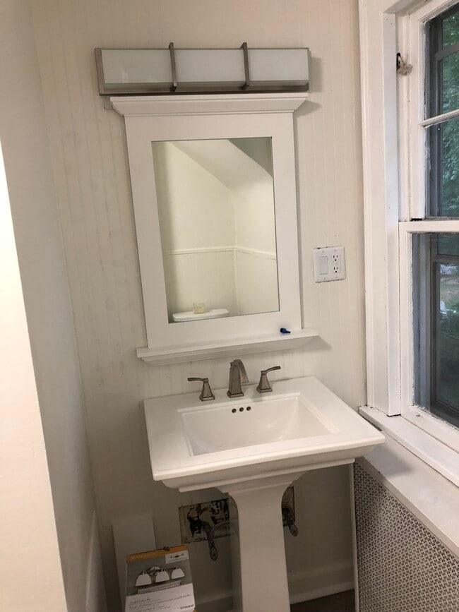 Photo - 245 E Hamilton Ave Unit 1