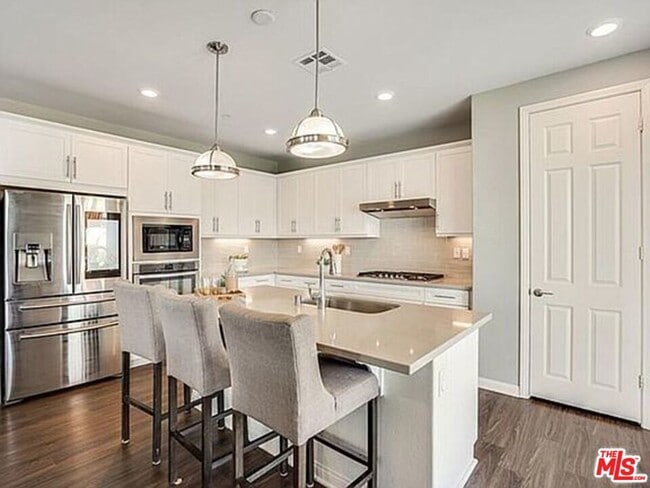 Building Photo - 8621 Lake Ashmere Dr Rental
