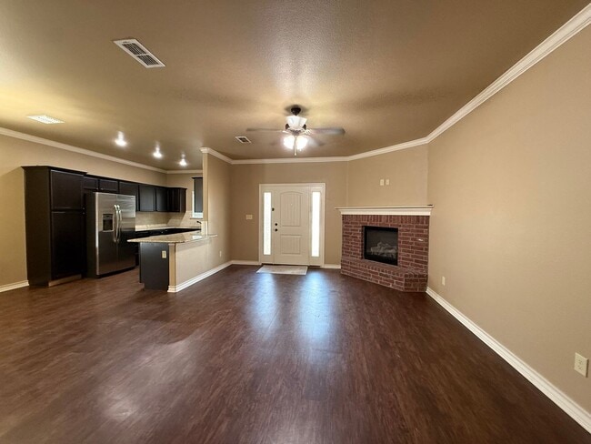 Photo - 4413 106th St Unit B