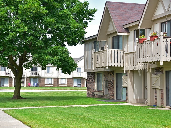 Jardines cuidados - Great Oaks Apartments