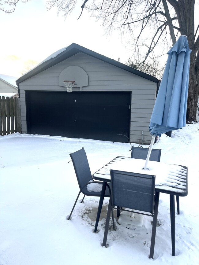 Photo - 5070 W 148th St