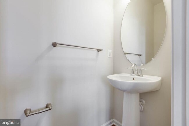 Photo - 1022 Linden Dr