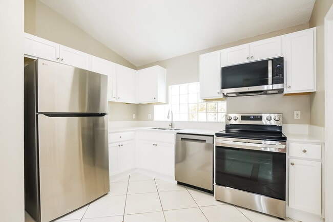 Photo - 837 Shell Ln