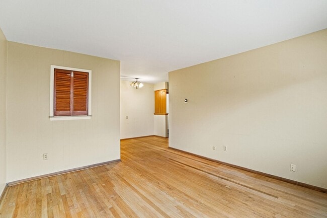 Photo - 935-937 N 37th St. Unit 211