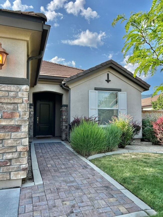 Photo - 1135 Cliff Park Way