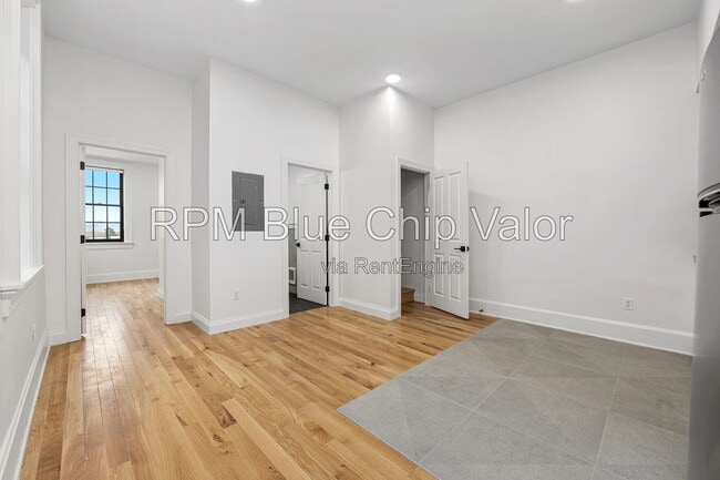 Photo - 1121 Dayton St Unit 201