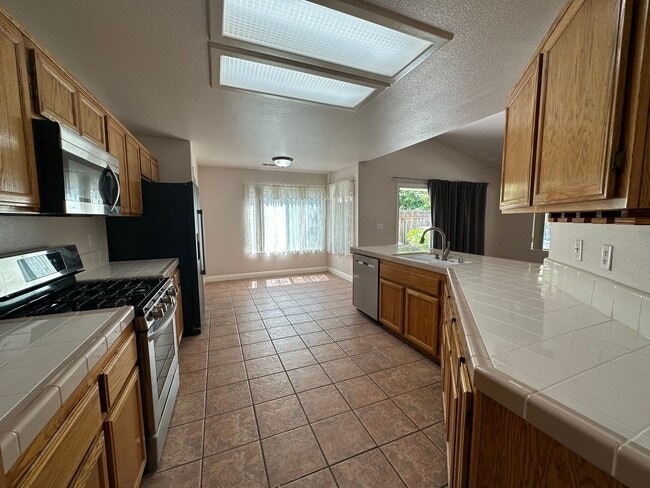 Photo - 2935 S Aspen St