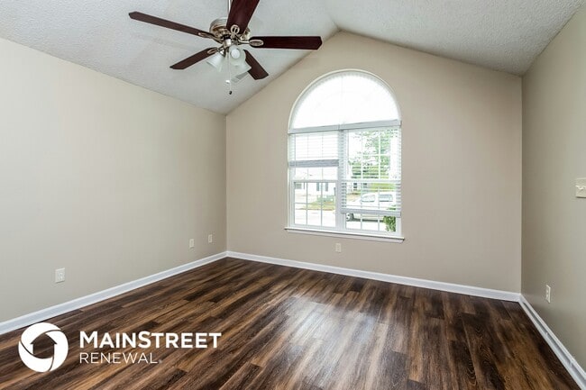 Photo - 1345 N Hampton Dr