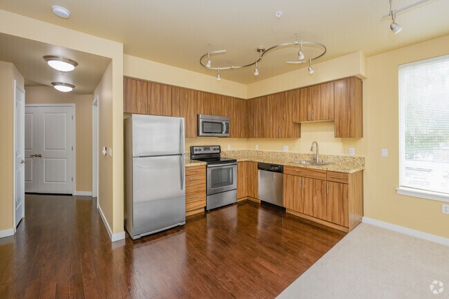 1BR, 1BA - 689SF - Kitchen