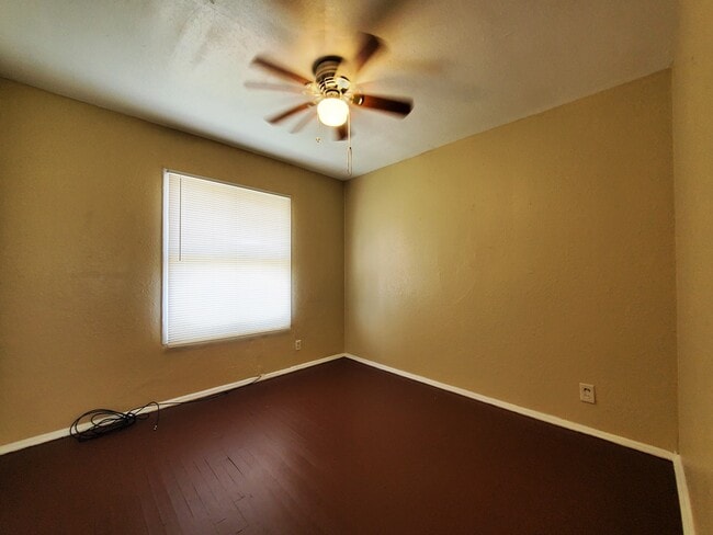 Photo - 3208 Wildwood St Unidad B