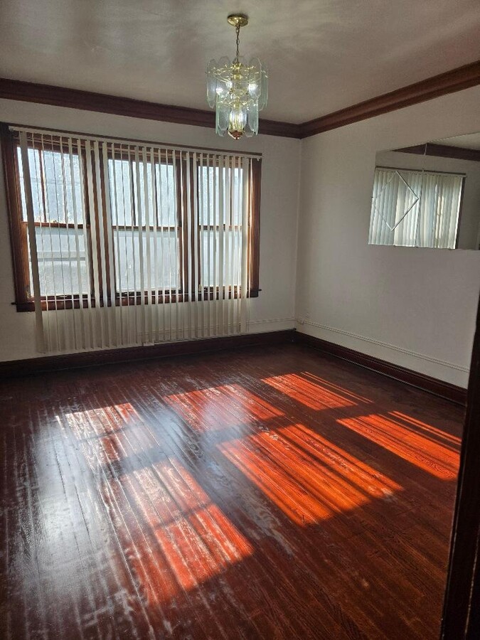 Photo - 8452 S Burnham Ave Unidad 8452 S. Burnham