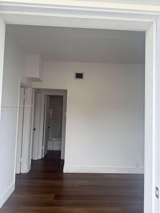 Photo - 2029 Washington Ave Unidad 1
