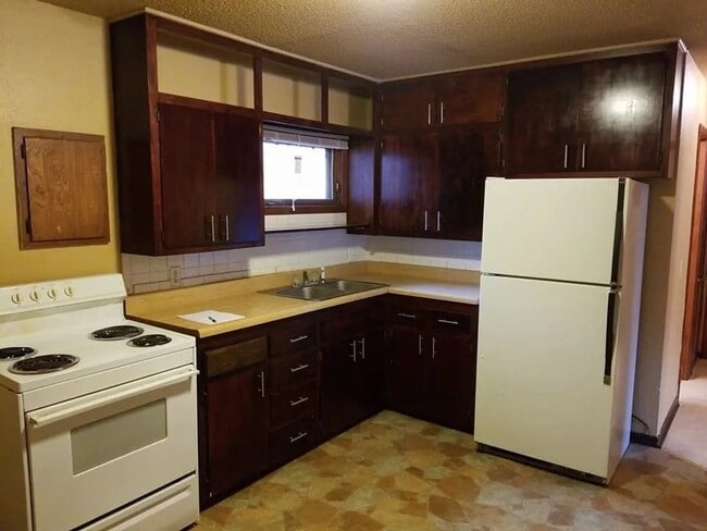 Photo - Charming 2-Bedroom 1 Bath Duplex!
