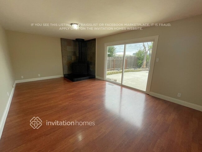 Photo - 3343 Hacienda Way