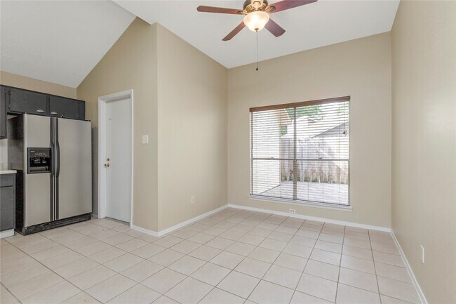 Photo - 6903 Foxmont Ln
