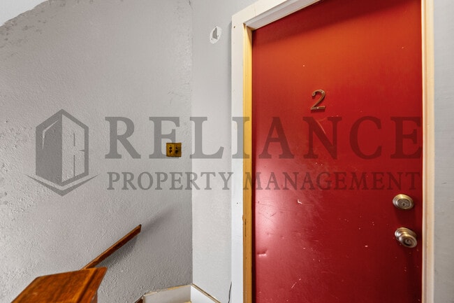 Photo - 3325 Victor Pl