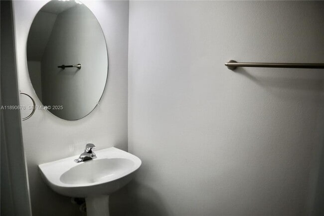 Photo - 8656 S Southgate Shores Cir