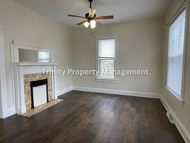 Photo - 627 Stealey Ave