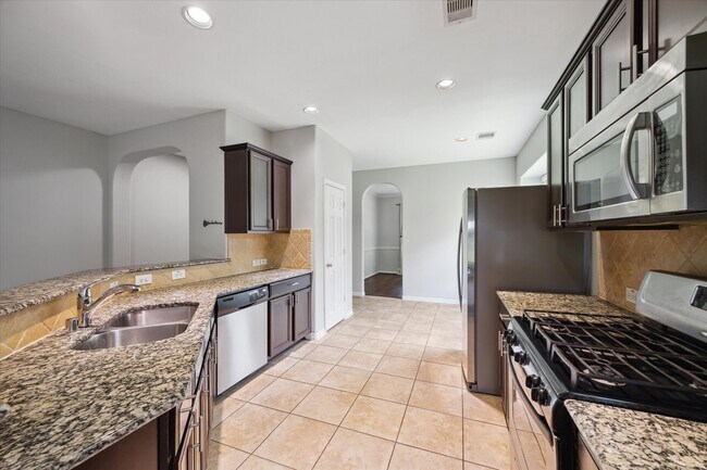 Photo - 3105 W Trail Dr