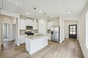 Photo - 1913 Oregon White Oak Dr