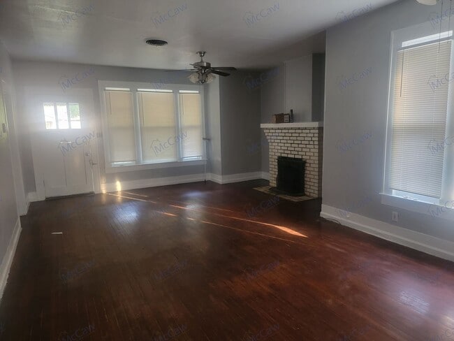 Photo - 1203 Polk St
