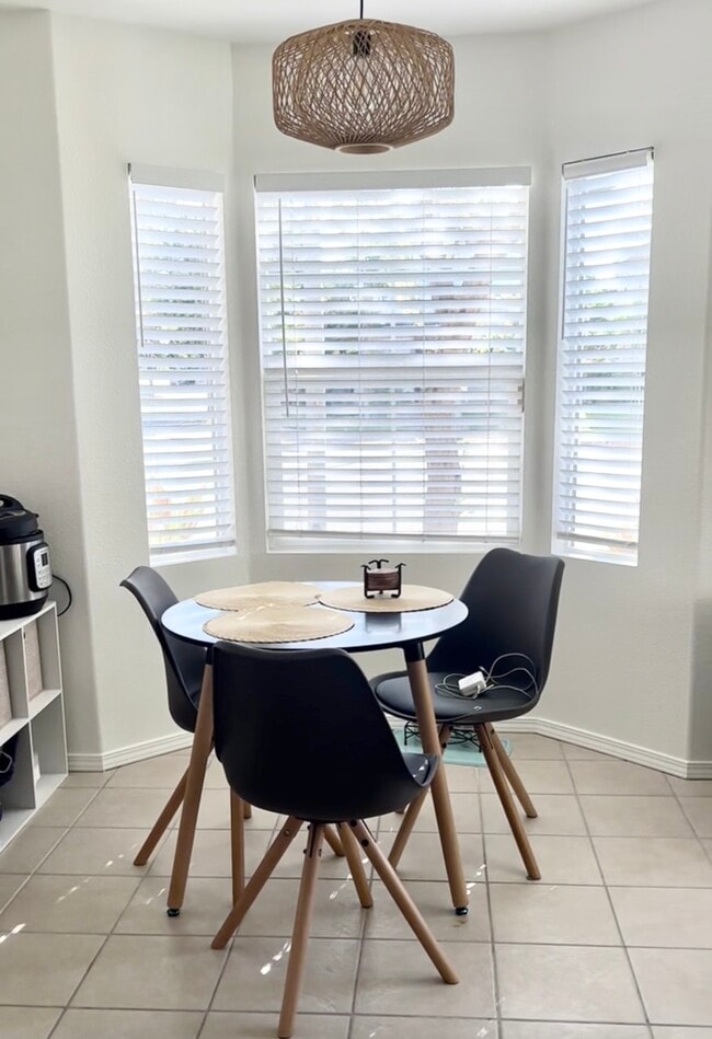 Photo - 91-6471-6471 Kapolei Pkwy