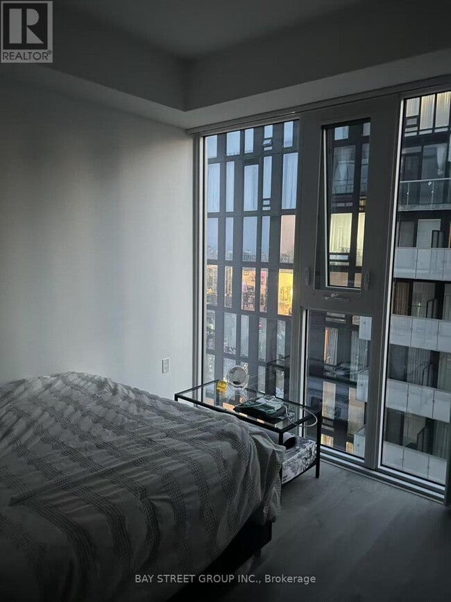 Photo - 50 Wellesley St E Unit 4001