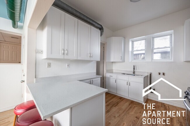 Photo - 3248 W 25th St Unidad 2