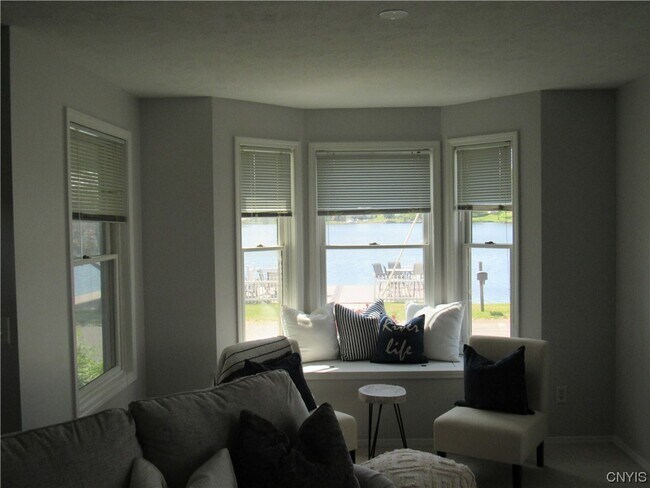Photo - 28 E River Rd