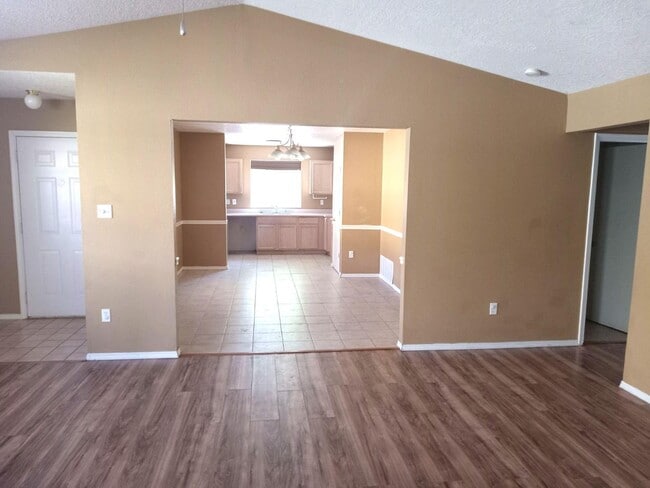 Photo - 10636 Rigoletto Dr NW