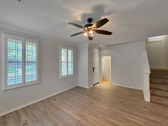 Photo - 1828 Scarlet Pl