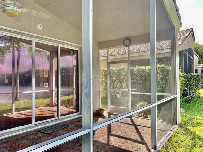 Photo - 5737 NW 49th Ln