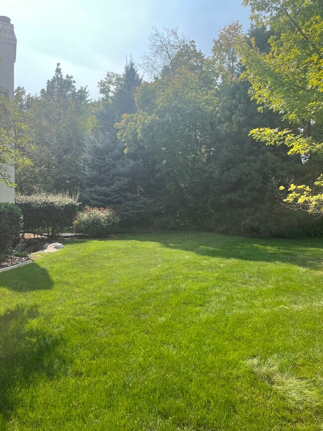 Photo - 7968 S Willow Cir