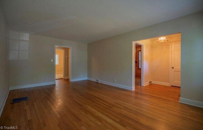 Photo - Beautiful 3/ 1 Home for Rent!