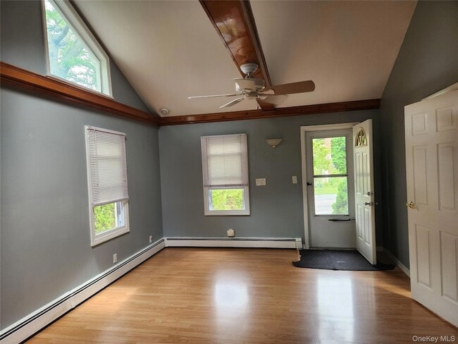 Photo - 26 Long Beach Dr