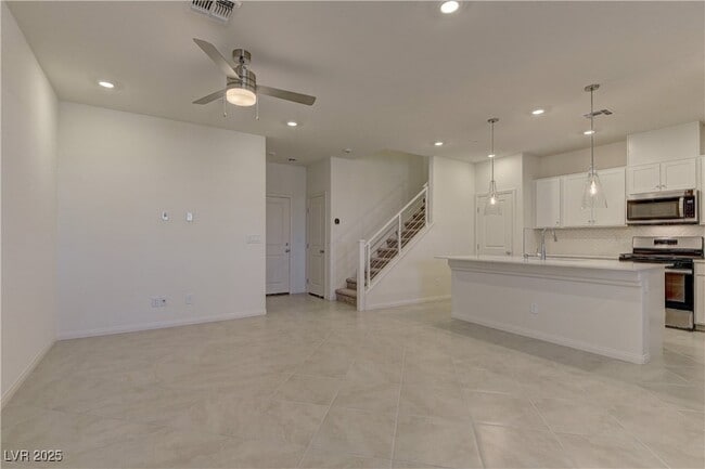 Photo - 2783 Abrantes Pl