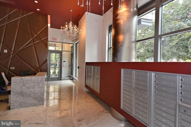 Building Photo - 460 New York Ave NW Unit 301