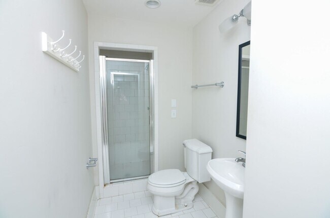 Photo - 2207 Portland Ave
