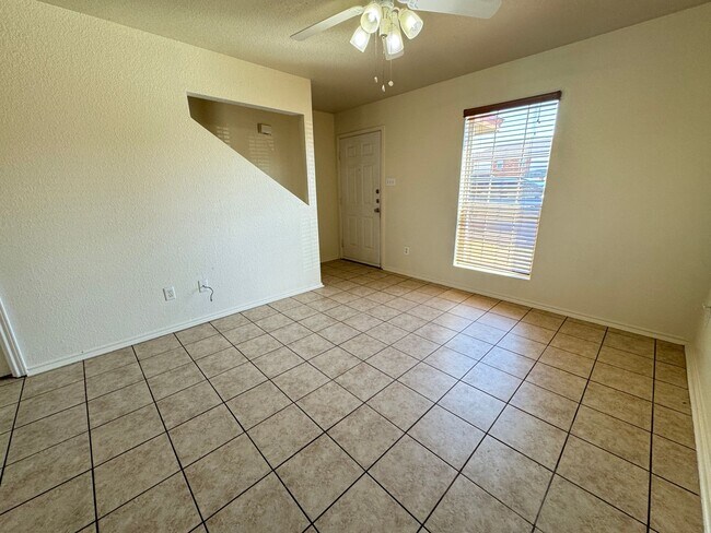 Photo - 4407 Abigail Dr Unidad A