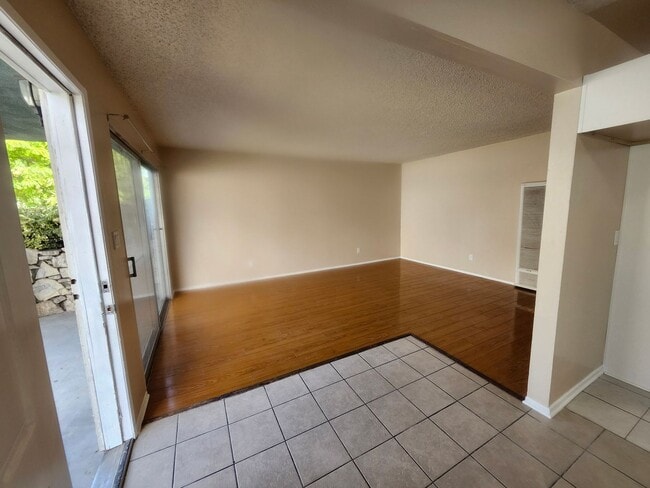 Photo - 1257 W 4th St Unit A