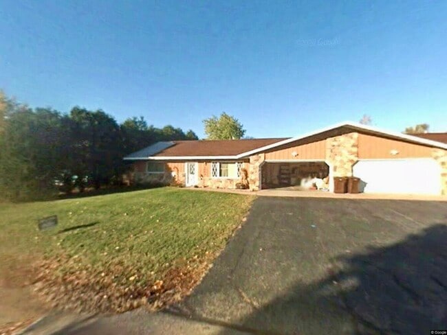 Building Photo - 6008 Jessica St