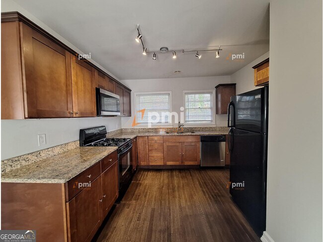 Photo - 1487 Woodfern Dr